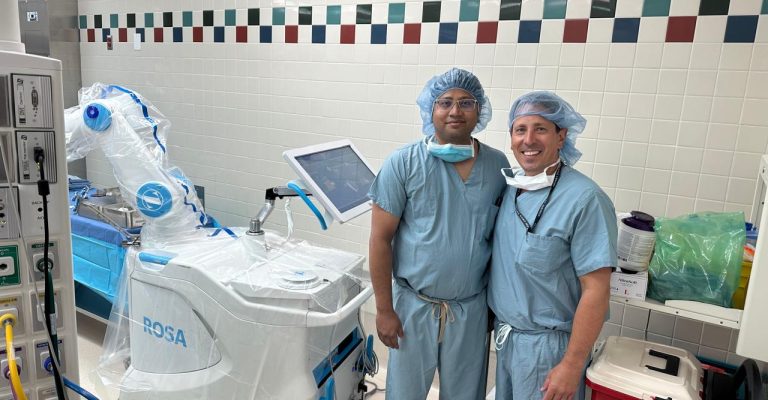 Ford joint replacement centre USA with ROSA ROBOT